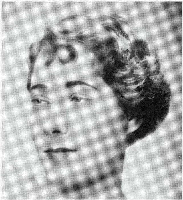 Framed Print : Diana Mathias, daughter of Mr Robert and the late Mrs Mathias of 8 Lees Place, London W1, pictured in The Bystander in 1936 at the time of her engagement to Baron Soyer de Bosmelet, of Chateau de Bosmelet, Auffay, France. Date: 1936 Framed Print : Diana Mathias, daughter of Mr Robert and the late Mrs Mathias of 8 Lees Place, London W1, pictured in The Bystander in 1936 at the time of her engagement to Baron Soyer de Bosmelet, of Chateau de Bosmelet, Auffay, France. Date: 1936