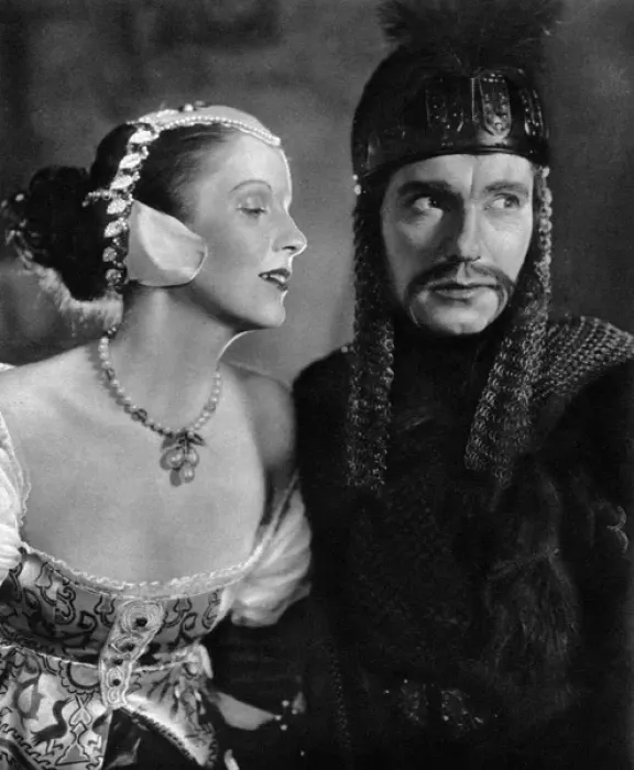 Framed Print : Diana Wynyard and Ralph Richardson in The Silent Knight Framed Print : Diana Wynyard and Ralph Richardson in The Silent Knight