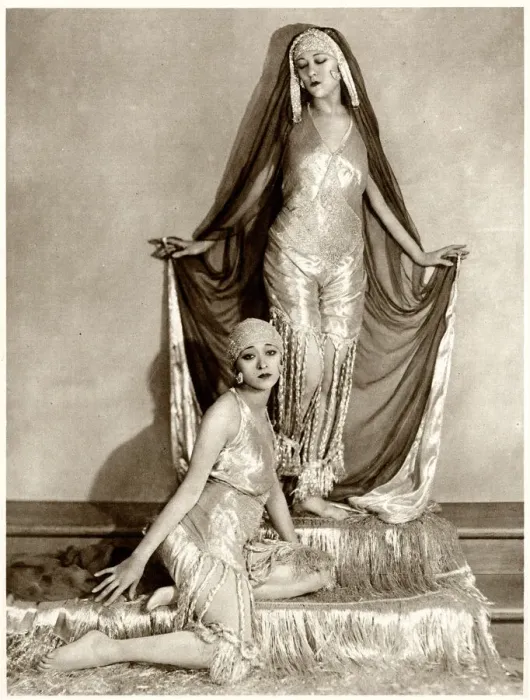 Framed Print : The Dolly Sisters performing their Persian Dance 1921 Framed Print : The Dolly Sisters performing their Persian Dance 1921