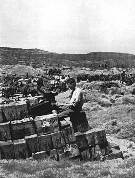 Framed Print : Ellis Ashmead-Bartlett writing a despatch, Dardanelles, WW1 Framed Print : Ellis Ashmead-Bartlett writing a despatch, Dardanelles, WW1
