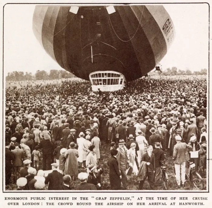 Framed Print : Enormous public interest in the Graf Zeppelin at the time of her cruise over London Framed Print : Enormous public interest in the Graf Zeppelin at the time of her cruise over London