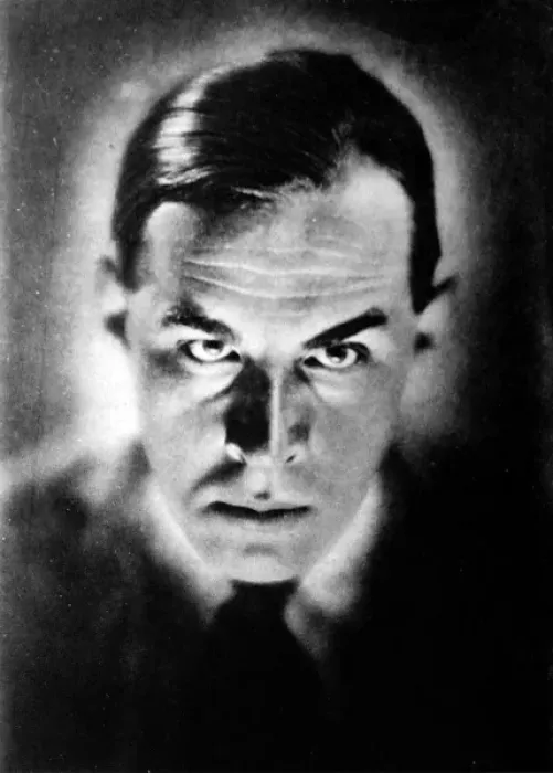 Framed Print : Erich Maria Remarque (1898-1970) Framed Print : Erich Maria Remarque (1898-1970)