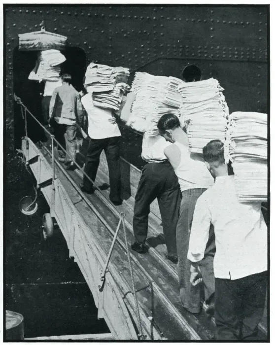Framed Print : Extra bedding loaded onto Queen Mary ship, September 1939
