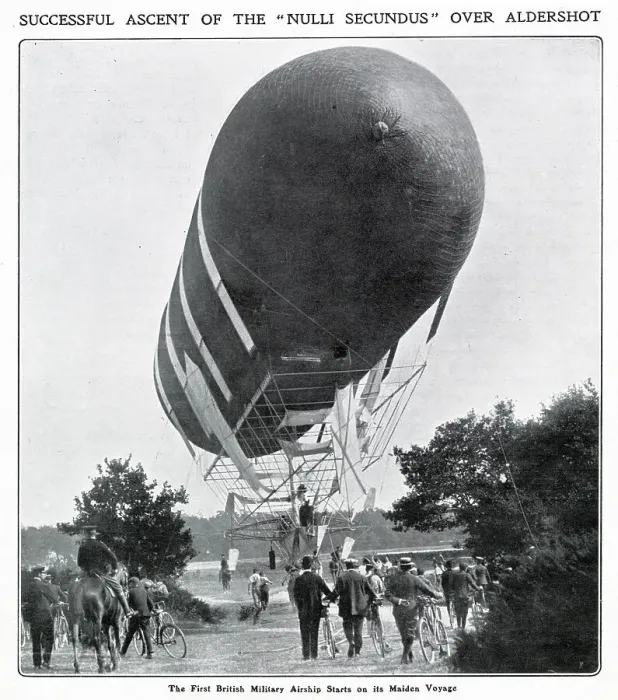 Framed Print : First Powered Airship - British Army Dirigible No 1