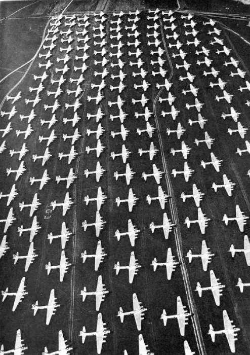 Framed Print : Flying Fortresses at an airfield near Munich, August 1945