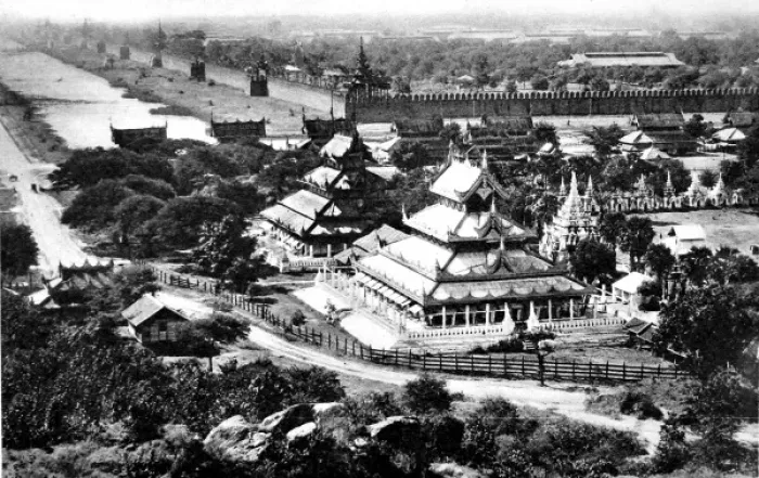 Framed Print : The Fortified City of Mandalay, Burma, 1945 Framed Print : The Fortified City of Mandalay, Burma, 1945