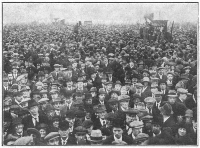 Framed Print : The General Strike: Listening to speakers in Hyde Park Framed Print : The General Strike: Listening to speakers in Hyde Park