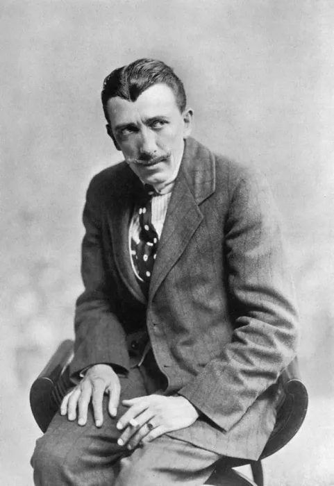 Framed Print : Gerald du Maurier as Arsene Lupin Framed Print : Gerald du Maurier as Arsene Lupin