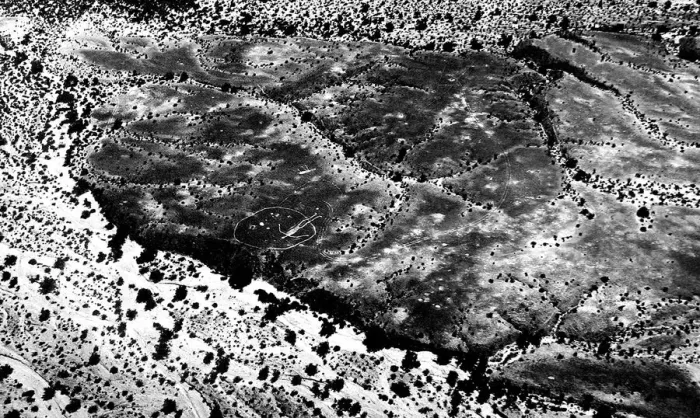 Framed Print : Giant Intaglio Pictographs, Californian Desert, 1932 Framed Print : Giant Intaglio Pictographs, Californian Desert, 1932