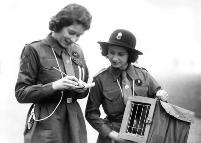 Framed Print : Girl Guides: Princesses Elizabeth and Margaret send courier Framed Print : Girl Guides: Princesses Elizabeth and Margaret send courier