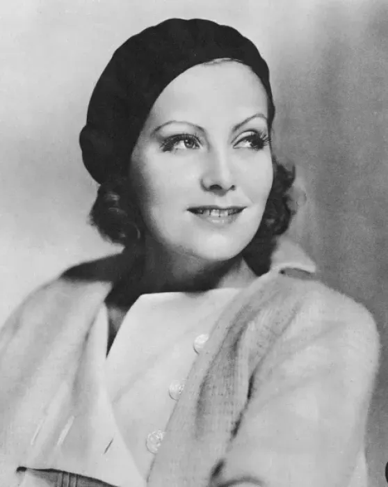 Framed Print : Greta Garbo (1905-1990)