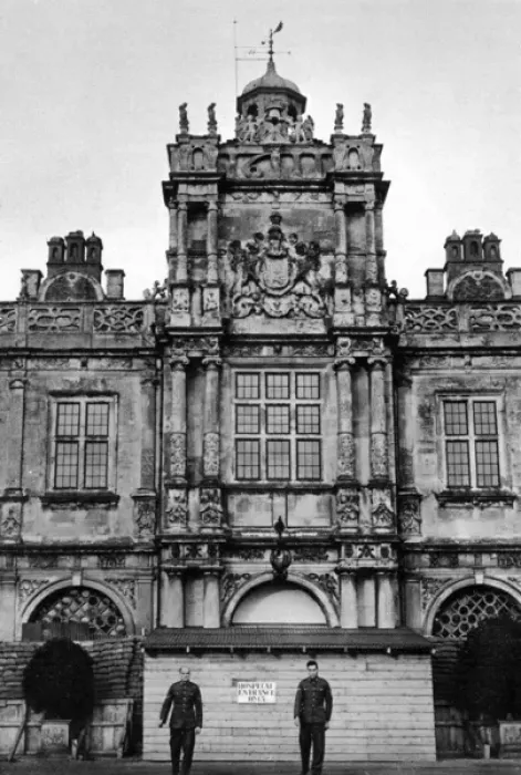Framed Print : Hatfield House as a military hospital