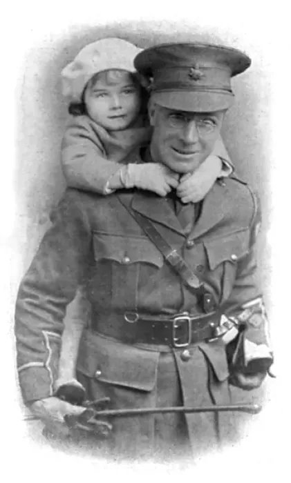 Framed Print : Huntley Wright in khaki Framed Print : Huntley Wright in khaki