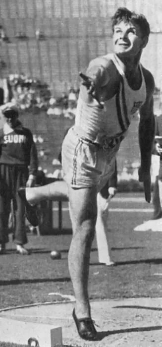 Framed Print : James Bausch in the decathlon, 1932 Olympic Games Framed Print : James Bausch in the decathlon, 1932 Olympic Games