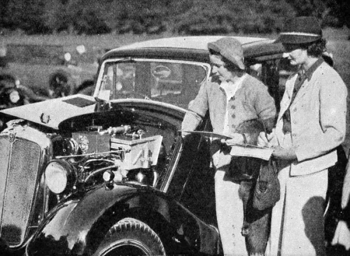 Framed Print : Kay Petre & E. Wisdom judging coachwork at Morris Rally