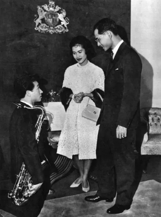 Framed Print : King Bhumibol and Queen Sirikit of Thailand in Australia