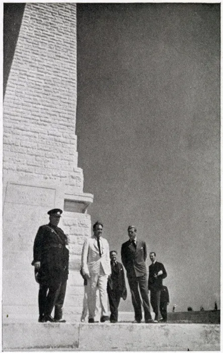 Framed Print : King Edward VIII visiting the Gallipoli War Memorial in Turk