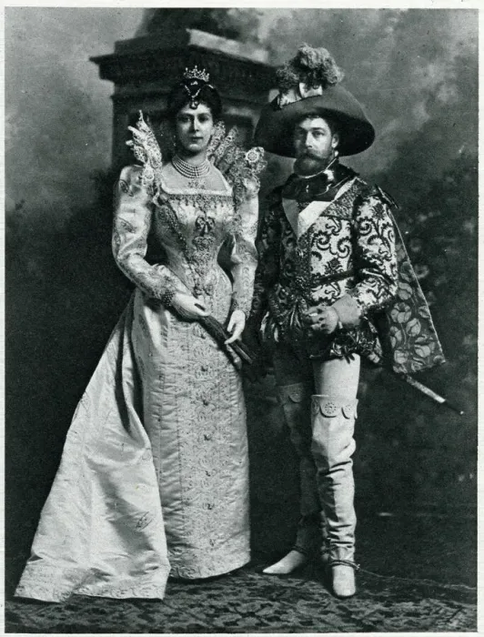 Framed Print : King George V and Queen Mary at Devonshire House Ball