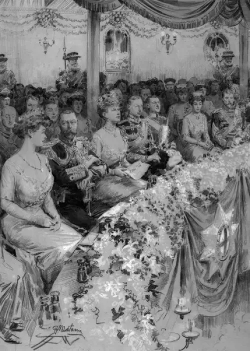 Framed Print : King George V and Queen Mary in a theatre balcony