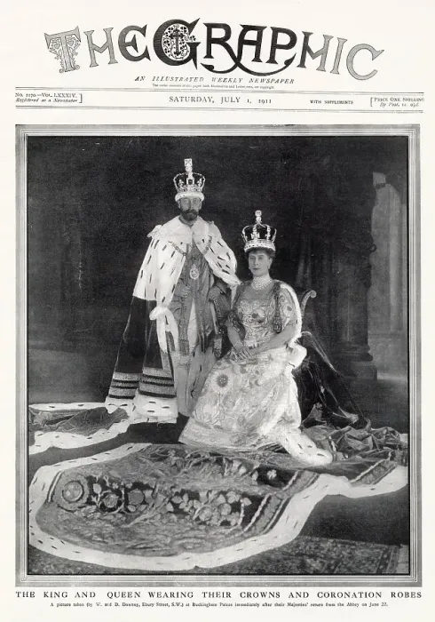 Framed Print : King George V and Queen Mary Wearing Coronation Robes 1911