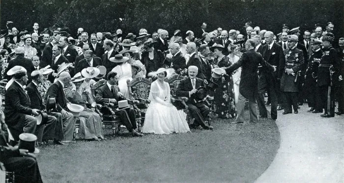 Framed Print : King George VI and Queen Elizabeth seated on eighteenth century chairs alongside President Lebrun and his wife, at the Bagatelle at which a large garden party, with around 4000 guests, was held in their honour