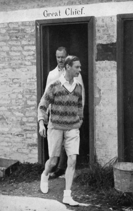 Framed Print : King George VI in shorts
