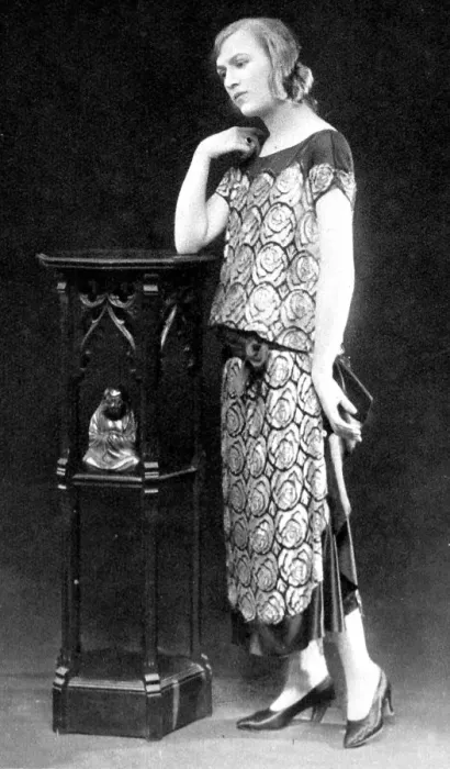 Framed Print : Ladies fashion for September 1923 Framed Print : Ladies fashion for September 1923