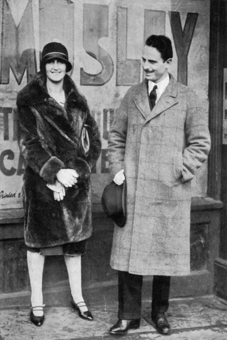 Framed Print : Lady Cynthia and Oswald Mosley, Smethwick, 1926 Framed Print : Lady Cynthia and Oswald Mosley, Smethwick, 1926