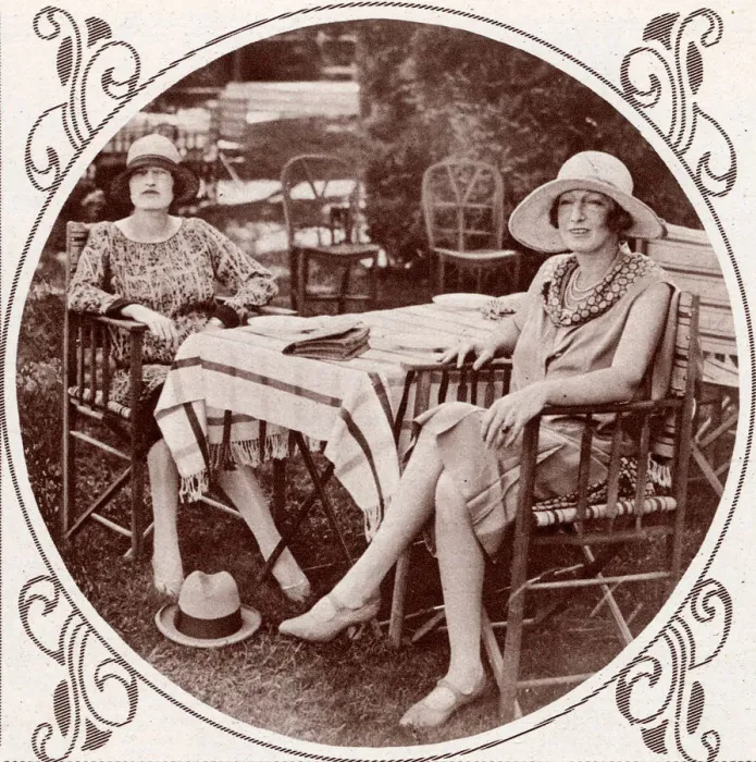Framed Print : Lady Horne & Mrs O Malley-Keyes at Biarritz Framed Print : Lady Horne & Mrs O Malley-Keyes at Biarritz