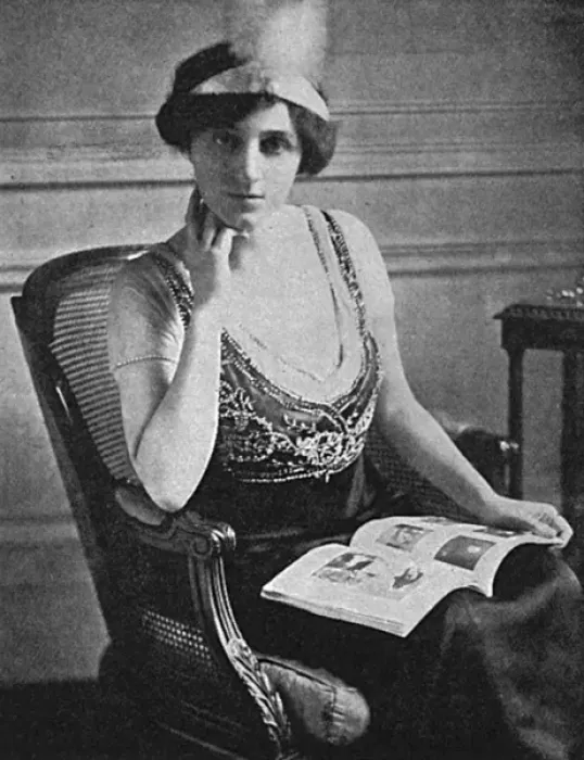 Framed Print : Lady Muriel Paget Framed Print : Lady Muriel Paget