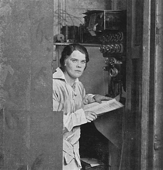Framed Print : A lady prompter at a London theatre during First World War Framed Print : A lady prompter at a London theatre during First World War