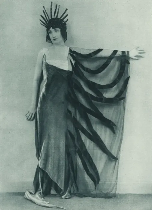 Framed Print : Lillah McCarthy in Elspeth Phelps -Nymphs of Forest tableau Framed Print : Lillah McCarthy in Elspeth Phelps -Nymphs of Forest tableau