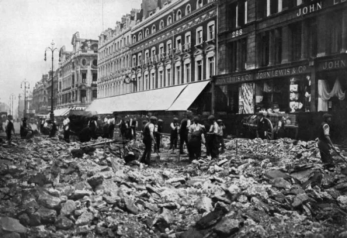 Framed Print : London in 1919 - rebuilding roads outside John Lewis Framed Print : London in 1919 - rebuilding roads outside John Lewis