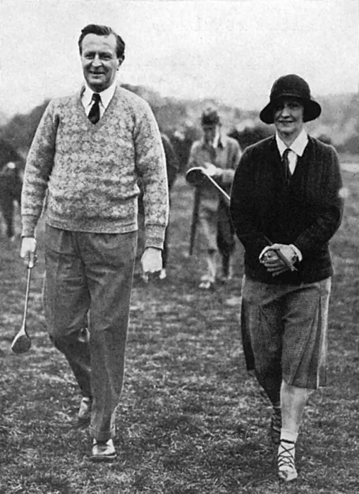 Framed Print : Lord Lothian and Lady Astor play a golf tournament Framed Print : Lord Lothian and Lady Astor play a golf tournament