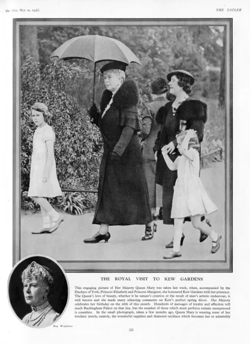 Framed Print : Her Majesty Queen Mary, accompanied by the Duchess of York (later Elizabeth Framed Print : Her Majesty Queen Mary, accompanied by the Duchess of York (later Elizabeth