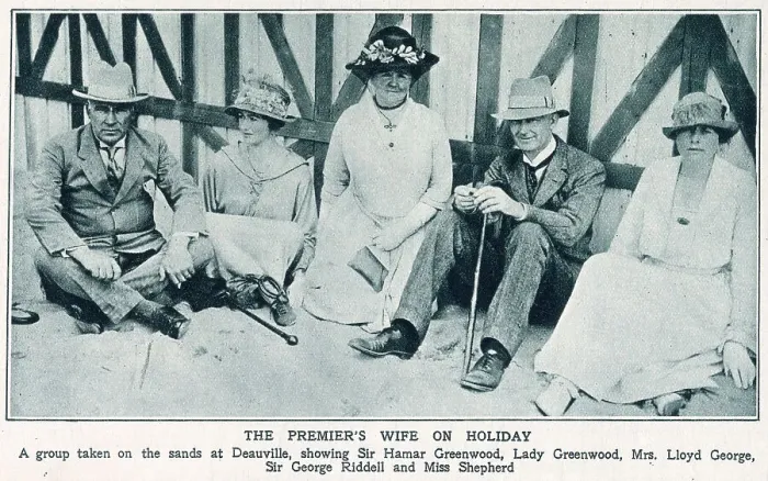 Framed Print : Margaret Lloyd George (1866 - 1941), wife of British Prime Minister David Lloyd George, on the beach at Deauville, Normandy. (from left) Sir Hamar Greenwood, Lady Greenwood, Margaret Lloyd George, Sir George Riddell and Miss Shepherd. Date: 1919