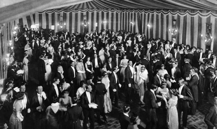 Framed Print : Melton Mowbray Hunt Ball, 1920 Framed Print : Melton Mowbray Hunt Ball, 1920