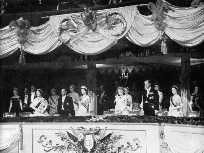 Framed Print : Members of the Royal Family at Covent Garden Framed Print : Members of the Royal Family at Covent Garden