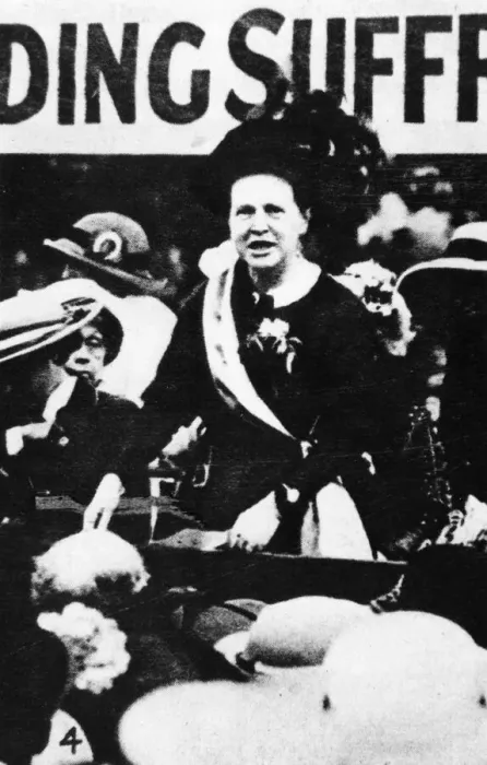 Framed Print : Millicent Fawcett speaking at end of pilgrimage march, 1913 Framed Print : Millicent Fawcett speaking at end of pilgrimage march, 1913