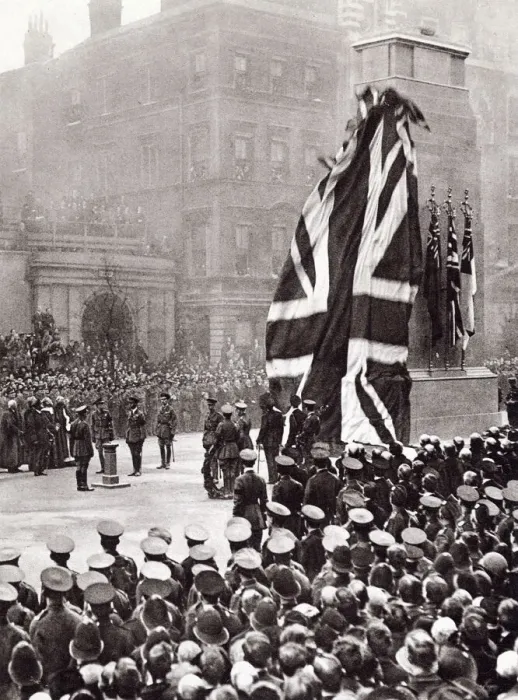 Framed Print : The moment of the unveiling of the Cenotaph on Armistice Day, 11th November 1920 Framed Print : The moment of the unveiling of the Cenotaph on Armistice Day, 11th November 1920
