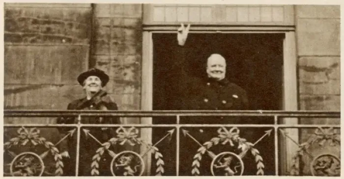 Framed Print : Mr. Churchill recieves a tumultuous reception in Holland