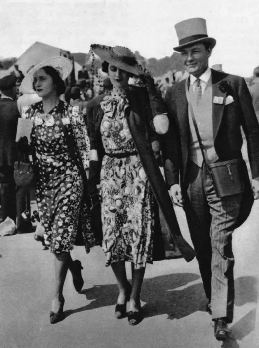 Framed Print : Mrs Charles Sweeny at Ascot Framed Print : Mrs Charles Sweeny at Ascot