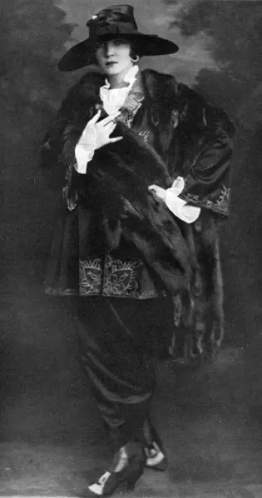 Framed Print : Mrs Vernon Castle (Irene Castle) Framed Print : Mrs Vernon Castle (Irene Castle)