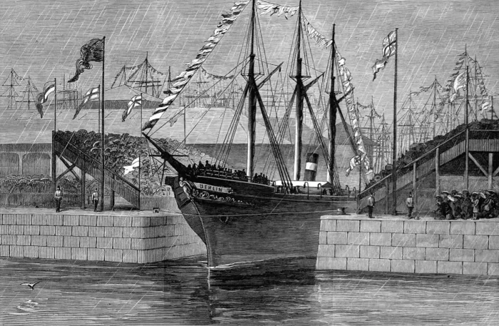 Framed Print : New Edinburgh Dock at Leith Framed Print : New Edinburgh Dock at Leith