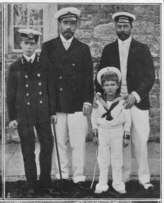 Framed Print : NICOLAS II WITH SONS Framed Print : NICOLAS II WITH SONS
