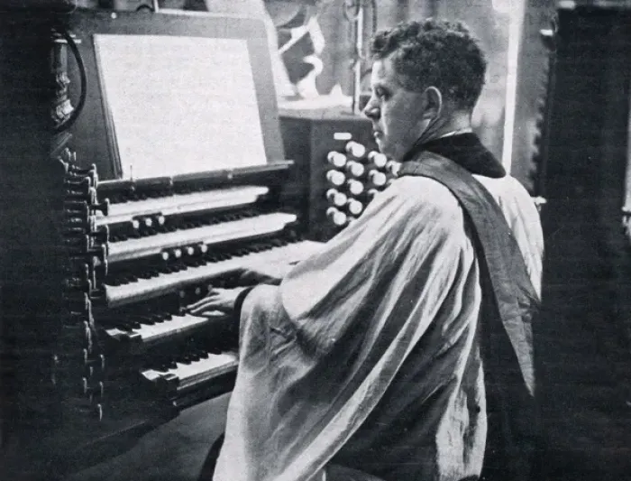 Framed Print : Organist at the Royal Wedding Framed Print : Organist at the Royal Wedding