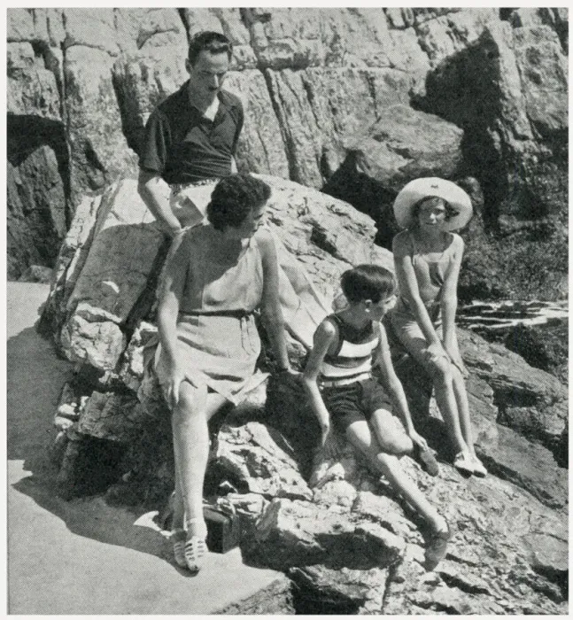 Framed Print : Oswald Mosley and family on the Riviera 1931 Framed Print : Oswald Mosley and family on the Riviera 1931