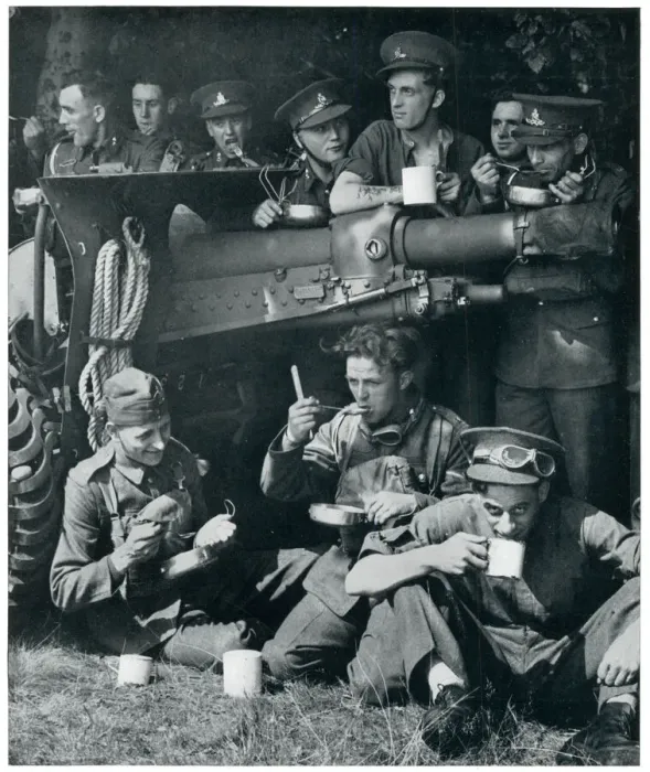 Framed Print : Outbreak of WWII men of Royal Artillery eating 1939 Framed Print : Outbreak of WWII men of Royal Artillery eating 1939