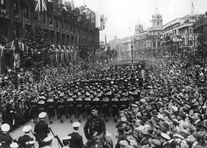 Framed Print : Peace Procession, 19th July 1919 Framed Print : Peace Procession, 19th July 1919