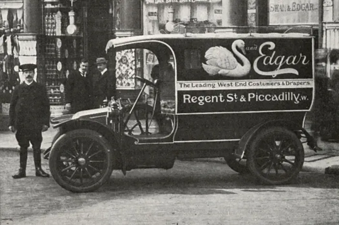 Framed Print : Photo of Swan and Edgars delivery van Framed Print : Photo of Swan and Edgars delivery van
